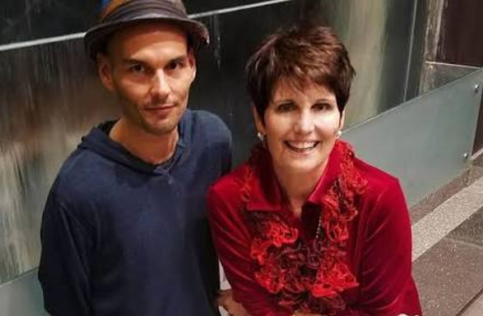 Who Is Simon Luckinbill’s Mother, Lucie Arnaz?